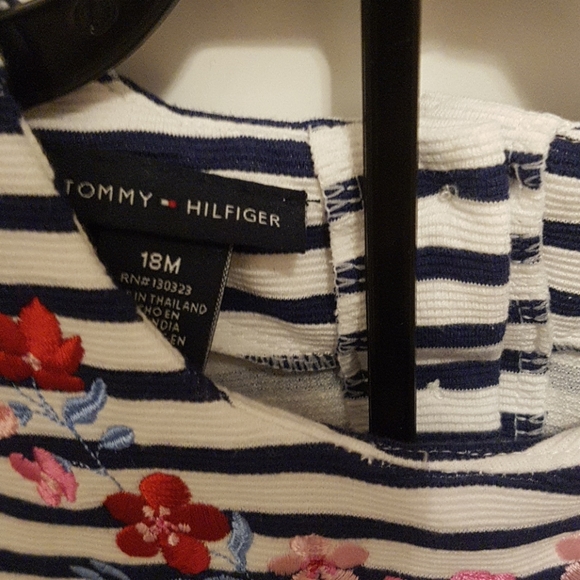 Tommy Hilfiger 18 months girl set with leggings - Picture 4 of 5